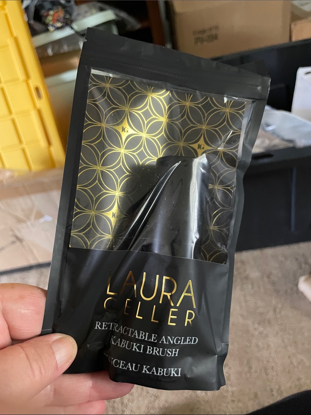 Laura Geller Black and Gold Retractable Angled Kabuki Brush